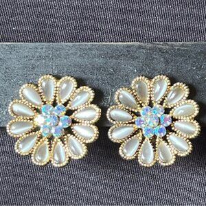 Beautiful Aurora Borealis Rhinestones and Grey Flower Shaped Clip On Earrings